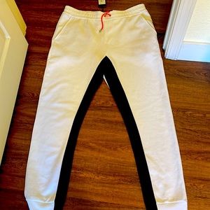 Armani Exchange new Mens black and white sweats
